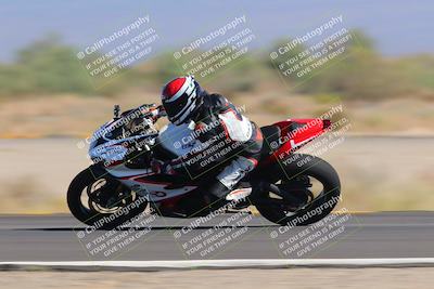 media/Oct-09-2022-SoCal Trackdays (Sun) [[95640aeeb6]]/Turn 15 Inside Distant Pans (1145am)/